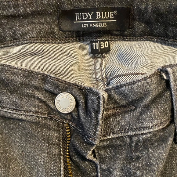 Judy Blue Jeans - Picture 1 of 4